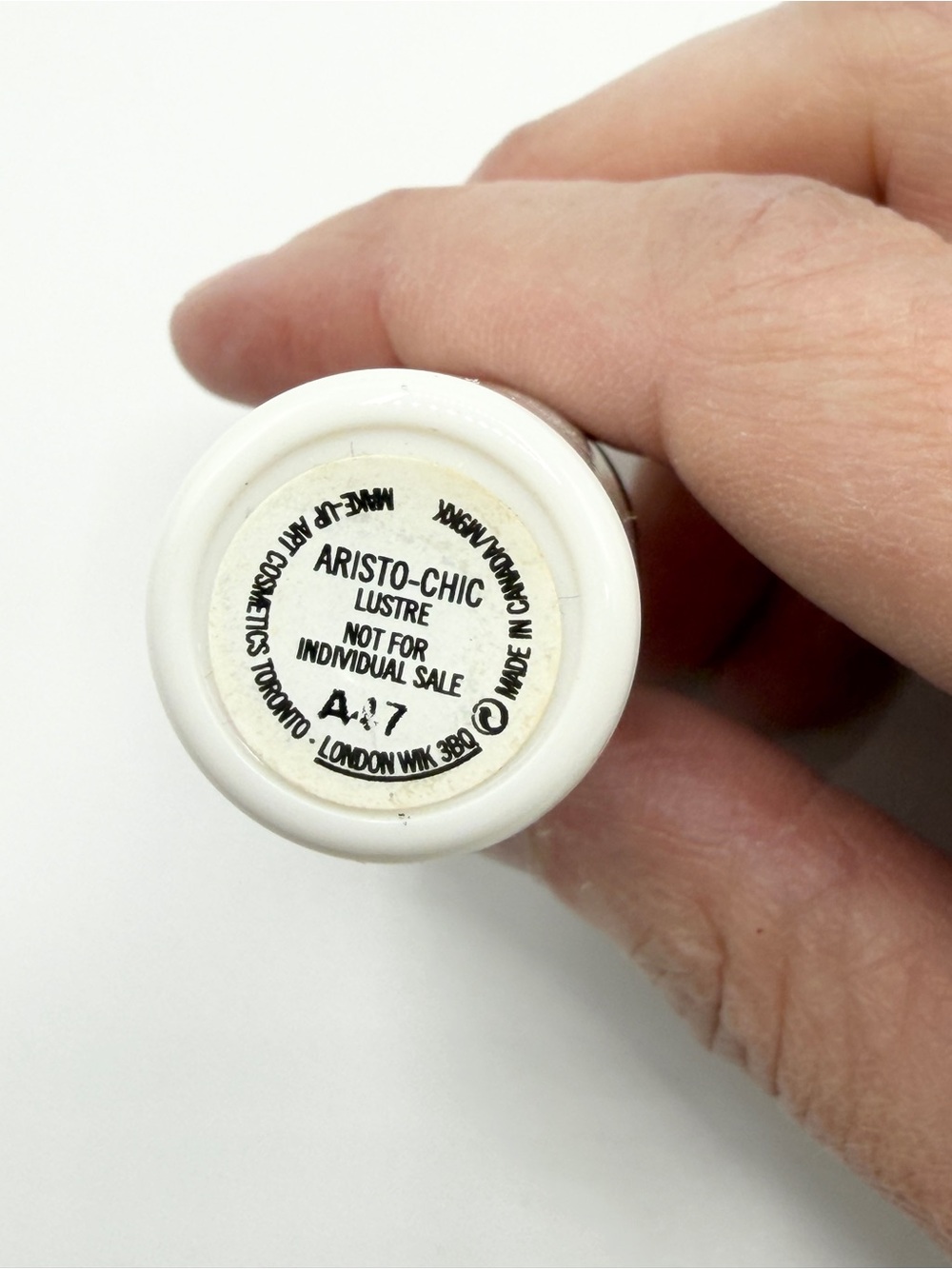 LE Mac Antiquitease Lipsticks - Culture Class & Astro-Chic - Picture 4 of 4